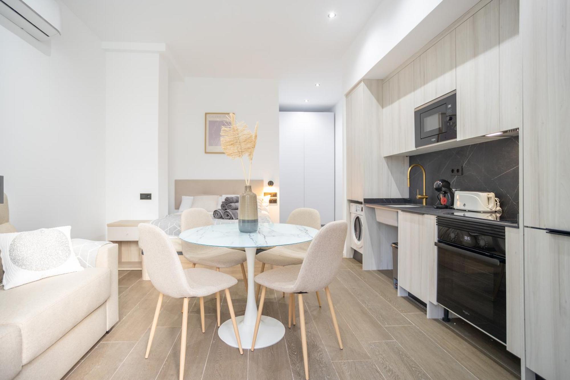 Flats - Exclusiva, Junto Al Roig Arena Apartment