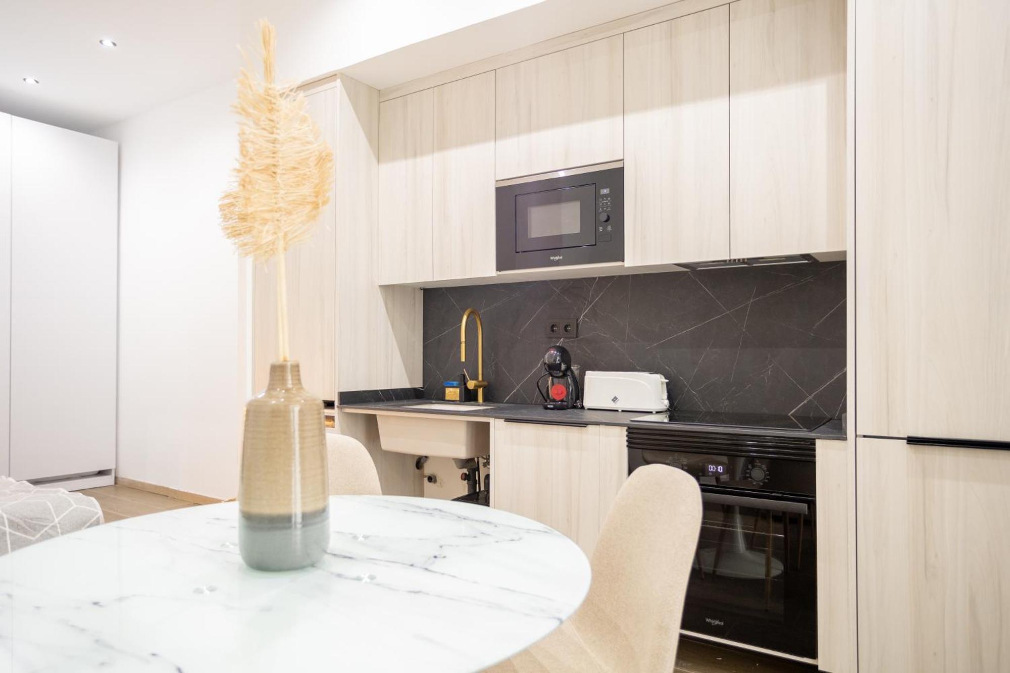 Flats - Exclusiva, Junto Al Roig Arena Apartment *